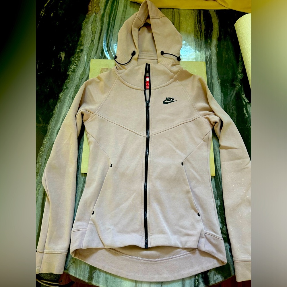 Nike tech suit. Dusty rose